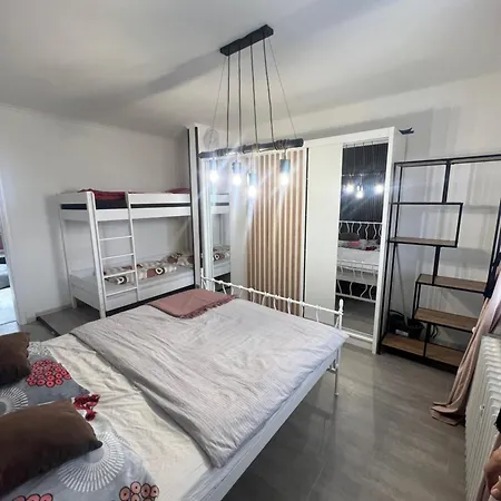 -self-check- Penthouse * Nitra